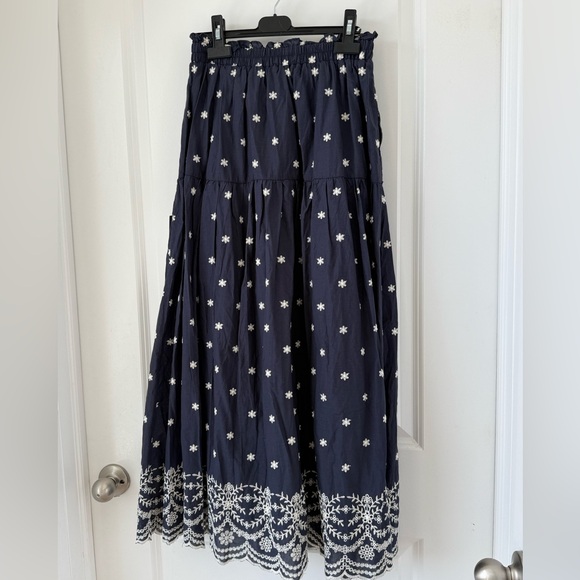 En Saison Dresses & Skirts - En Saison navy Maxi Skirt with White Floral Design with pockets